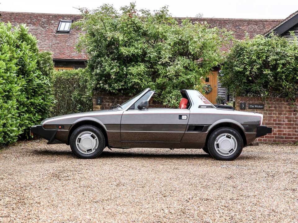 Image 16/50 of FIAT X 1/9 (1984)