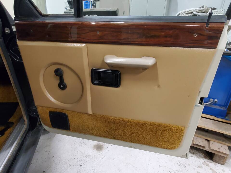 Image 11/50 of Land Rover Range Rover Classic 3.5 (1981)