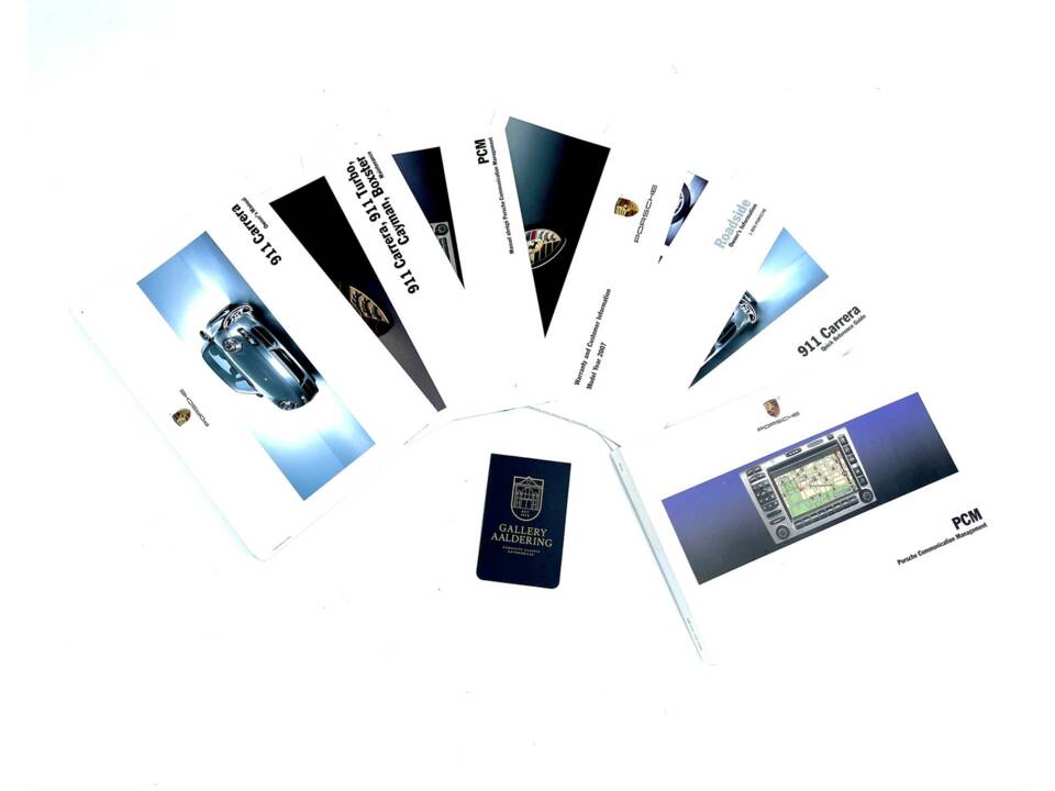 Image 12/50 of Porsche 911 Carrera (2007)