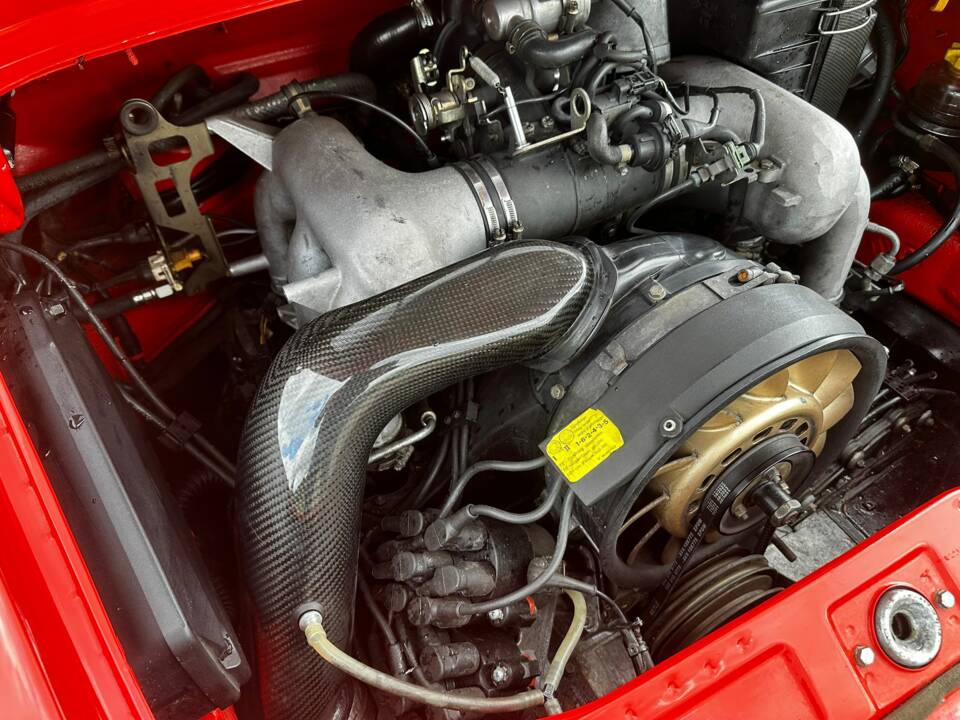 Bild 44/47 von Porsche 911 Carrera 4 (1990)