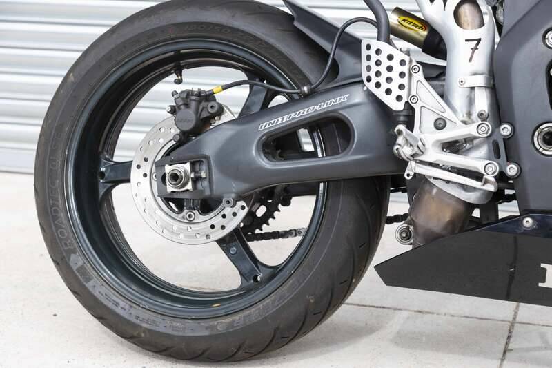 Bild 12/36 von Honda CBR 1000 RR Fireblade (2007)