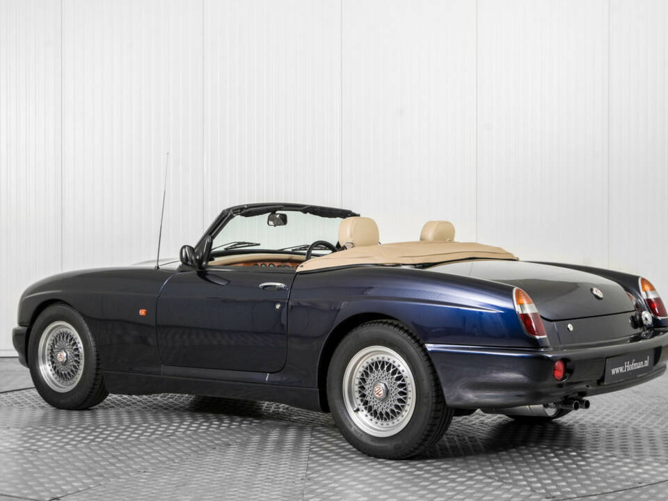 Bild 6/50 von MG RV8 (1993)
