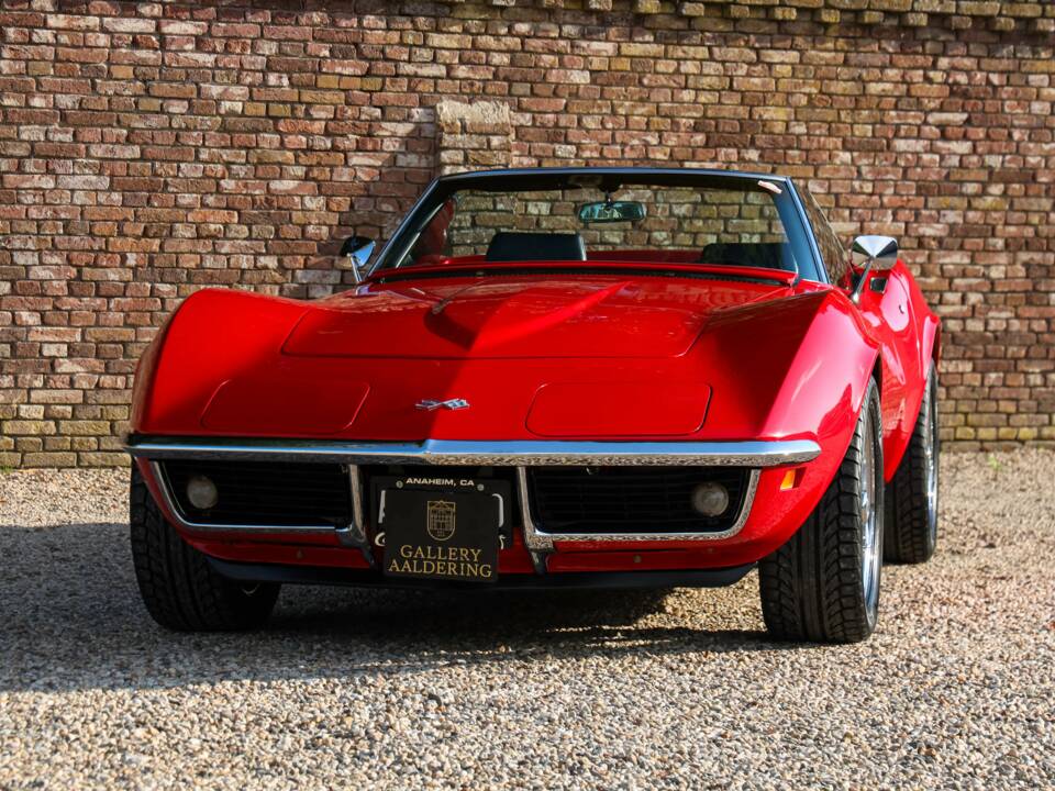 Image 18/50 of Chevrolet Corvette Stingray (1969)