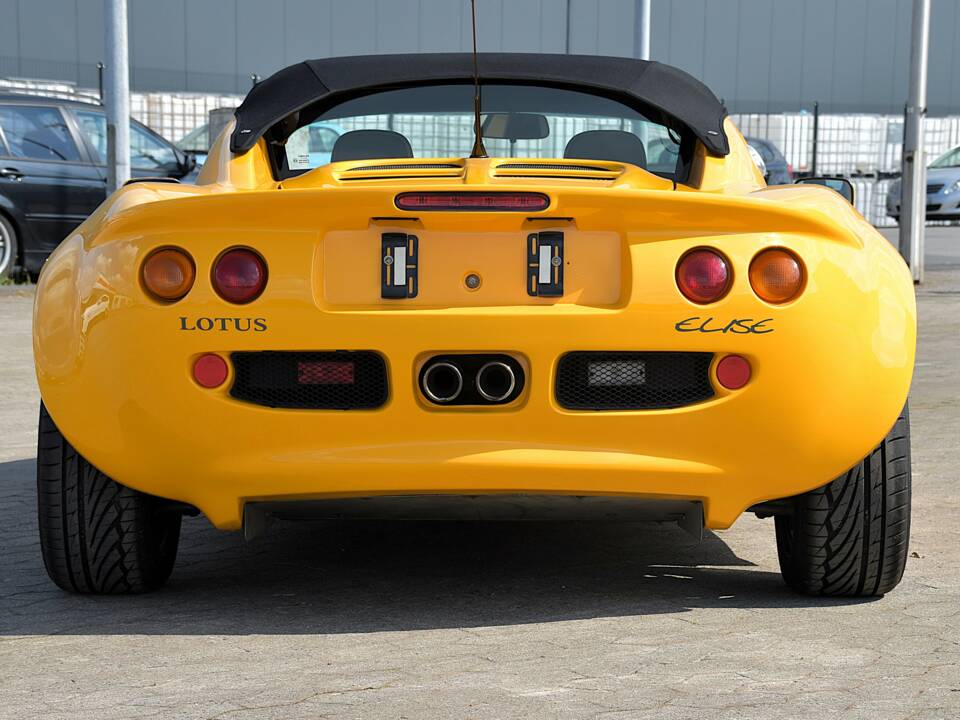 Afbeelding 6/22 van Lotus Elise 111 (1998)