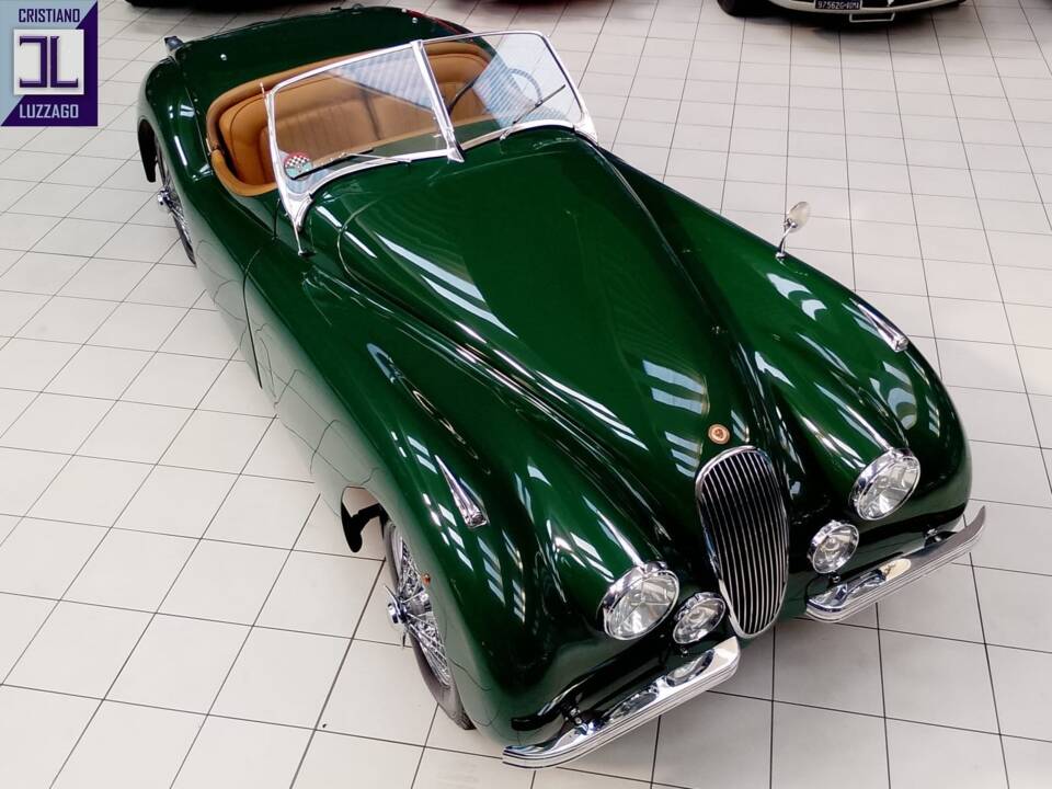 Image 12/57 of Jaguar XK 120 SE OTS (1953)