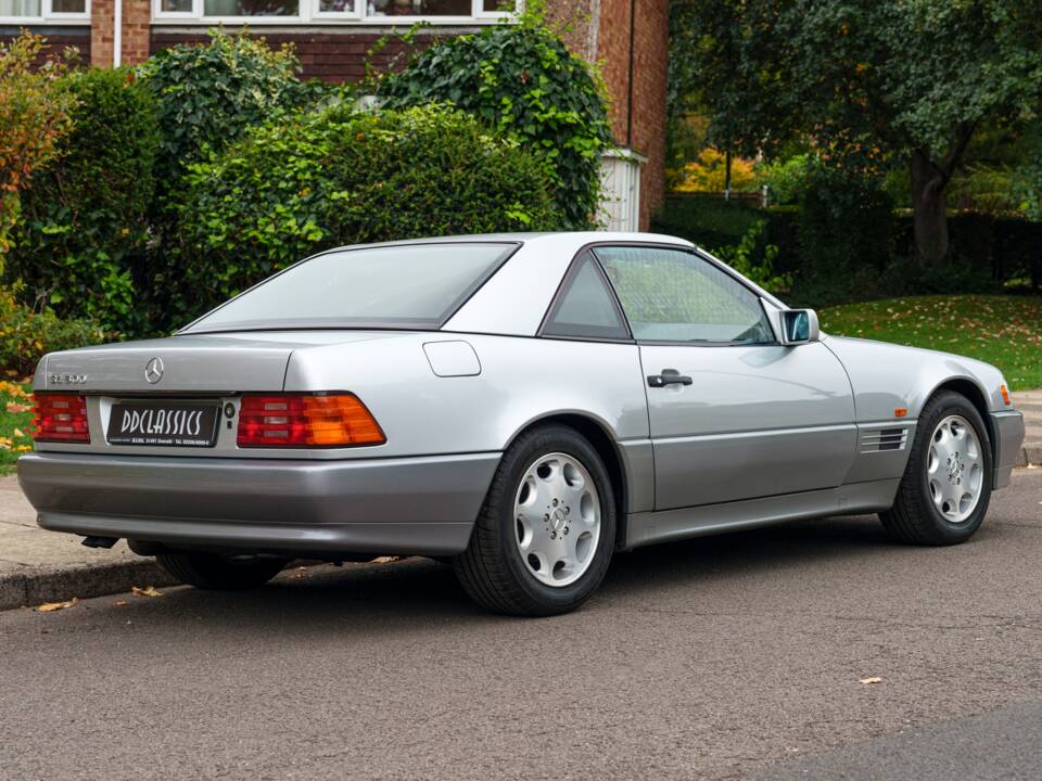 Immagine 3/22 di Mercedes-Benz SL 500 (1995)