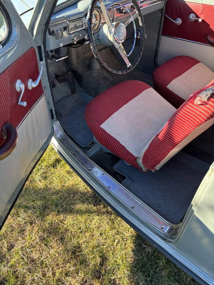 Image 27/133 of Volvo PV 444 (1954)