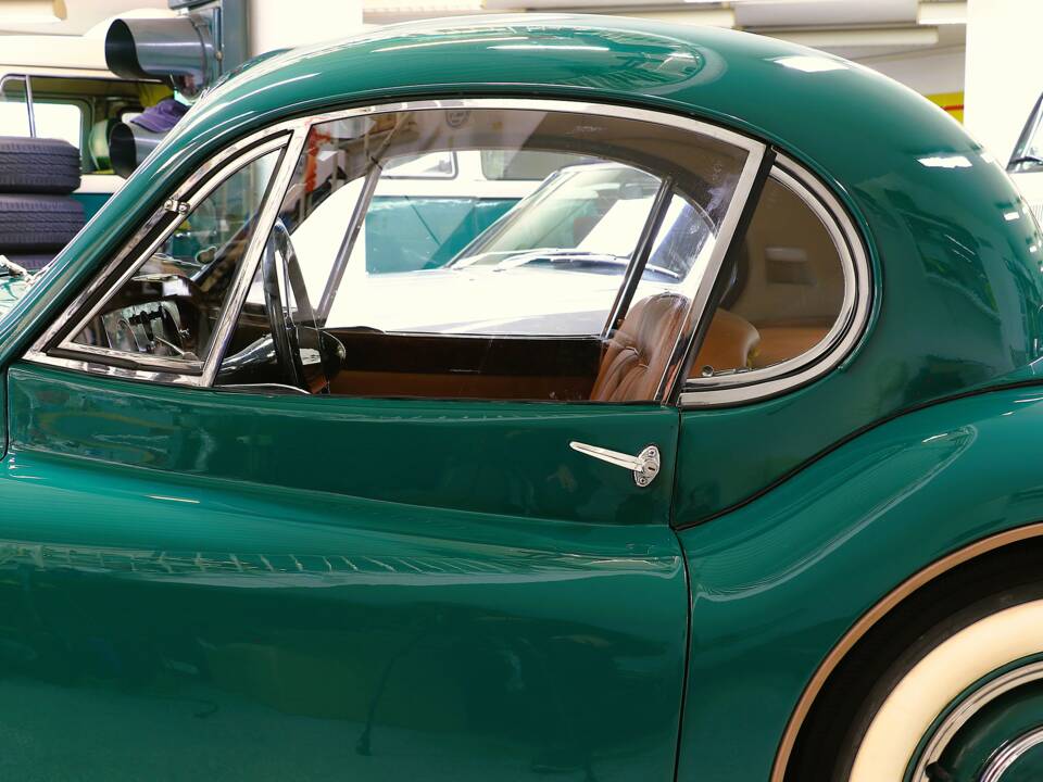 Imagen 18/37 de Jaguar XK 120 FHC (1953)