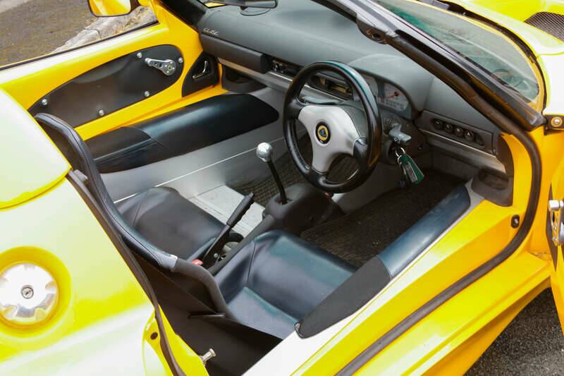 Image 2/50 of Lotus Elise 111 (1998)
