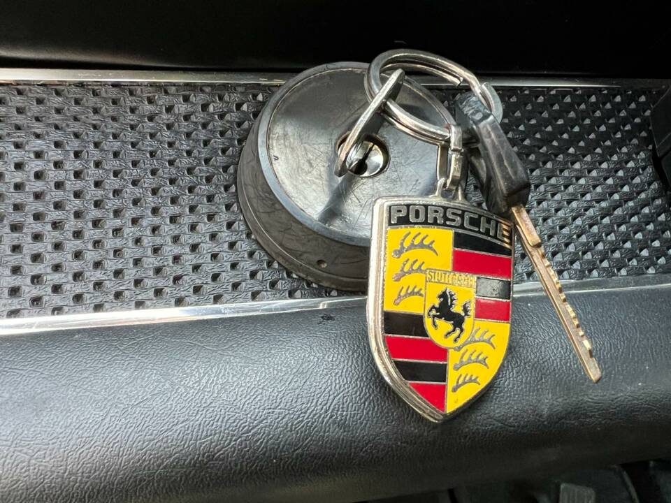 Image 12/15 of Porsche 911 2.2 T (1969)