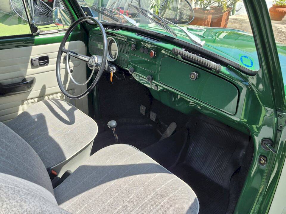 Image 42/54 de Volkswagen Käfer 1200 (1971)