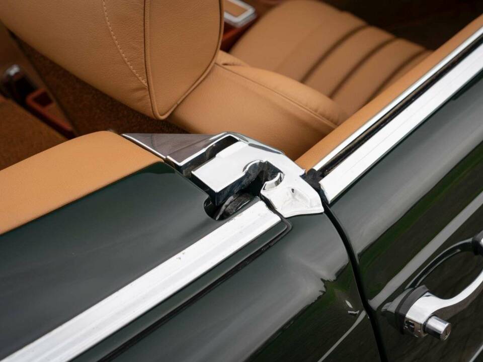Bild 18/25 von Mercedes-Benz 230 SL (1964)