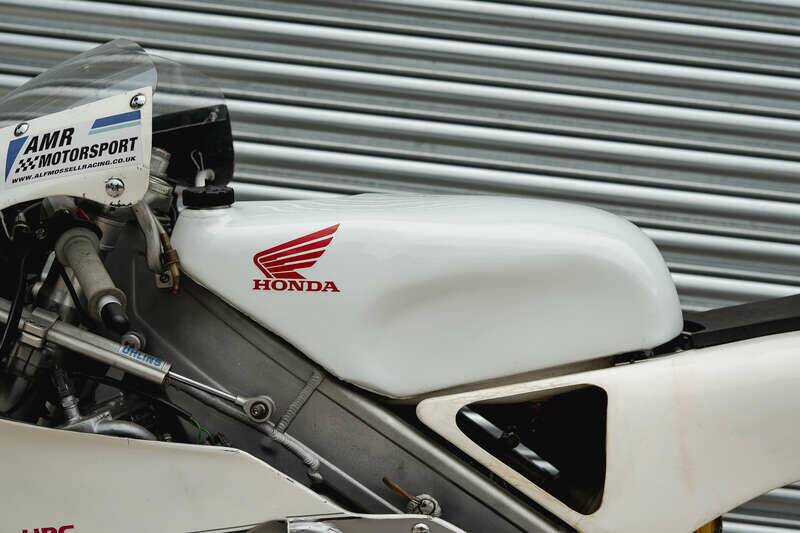Bild 17/50 von Honda RS 250 RF (1993)
