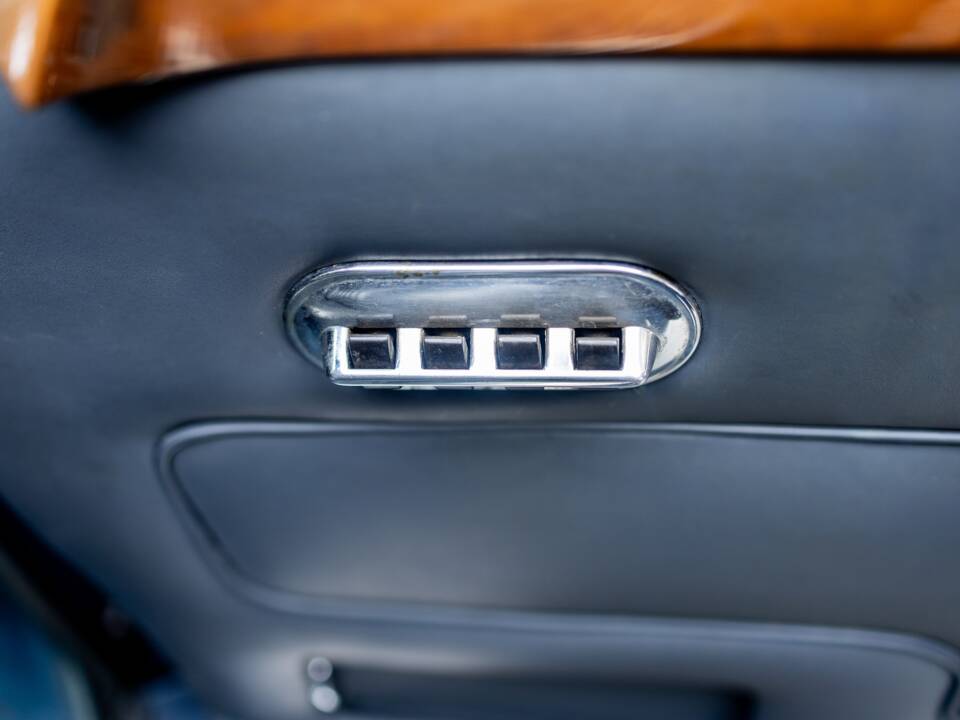 Imagen 46/50 de Rolls-Royce Silver Cloud III (1964)