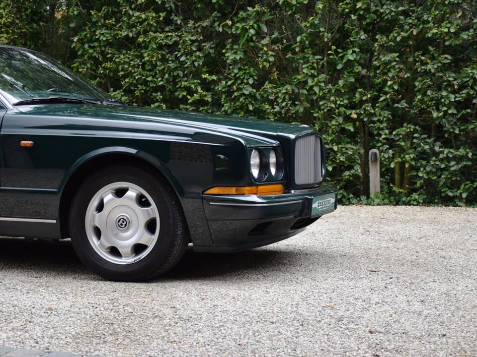 Immagine 13/43 di Bentley Continental R (1993)