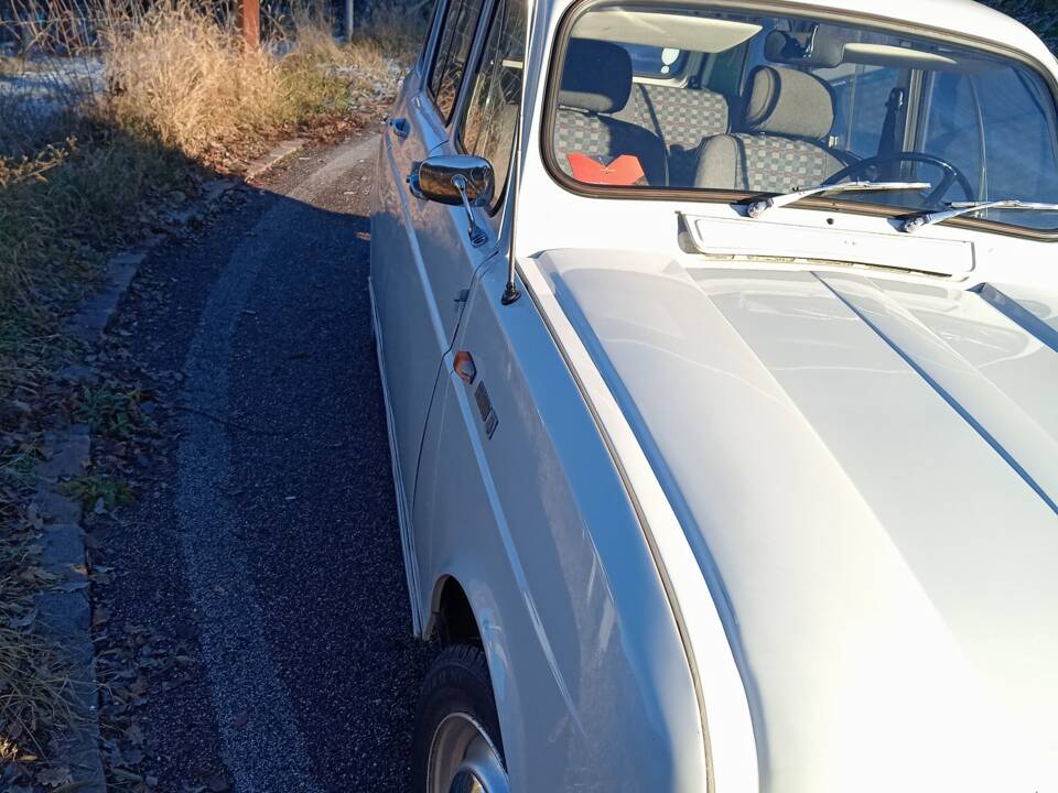 Imagen 3/31 de Renault R 4 (1968)