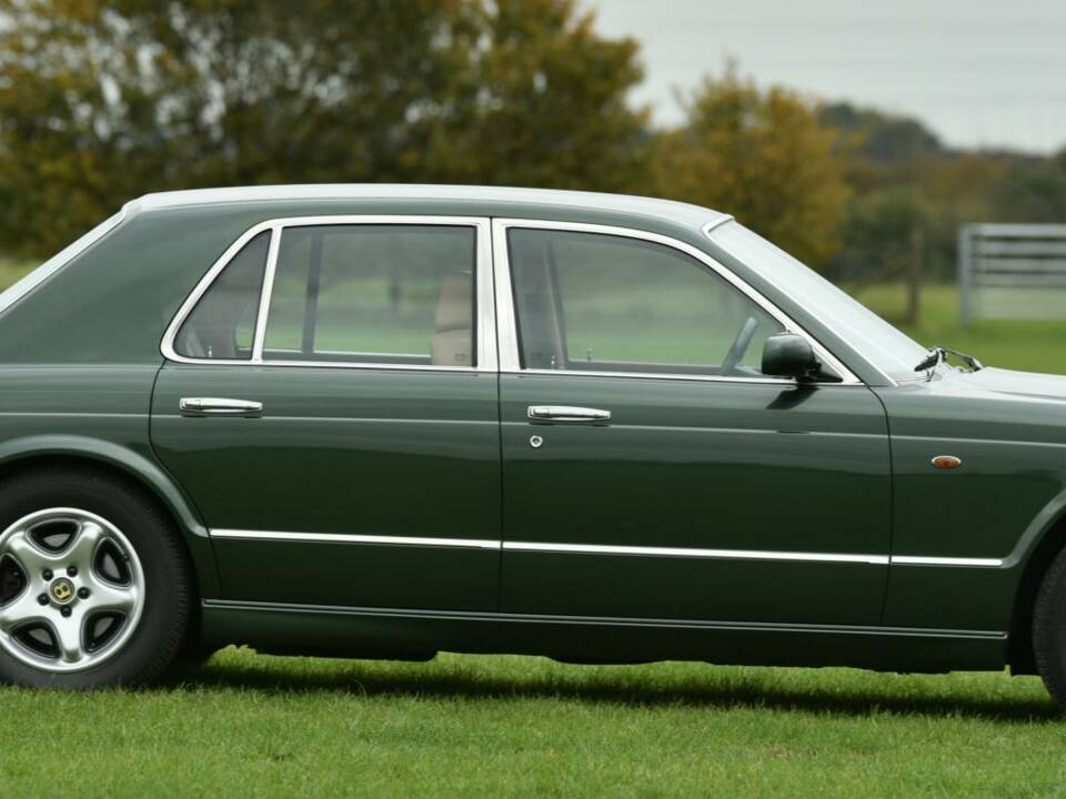 Immagine 7/50 di Bentley Arnage Green Label (1998)