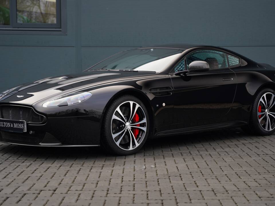 Afbeelding 4/50 van Aston Martin V12 Vantage S (2018)