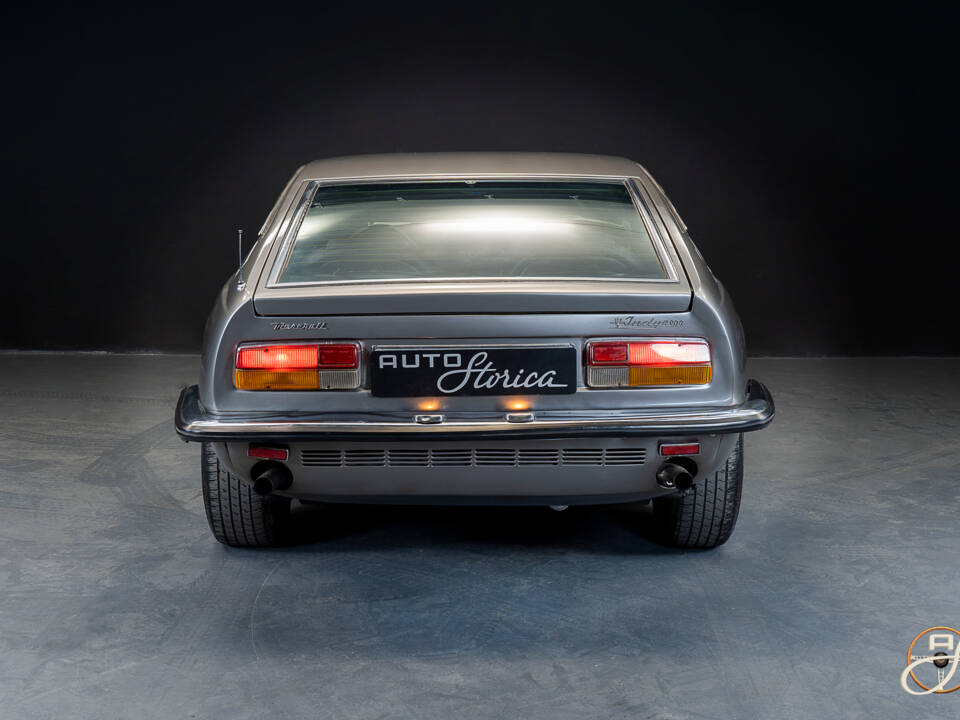 Bild 4/24 von Maserati Indy 4900 (1971)