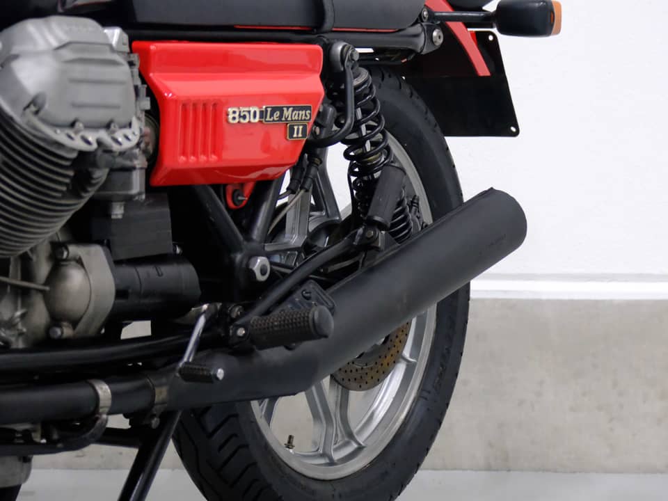 Immagine 35/75 di Moto Guzzi 850 LeMans II (1980)