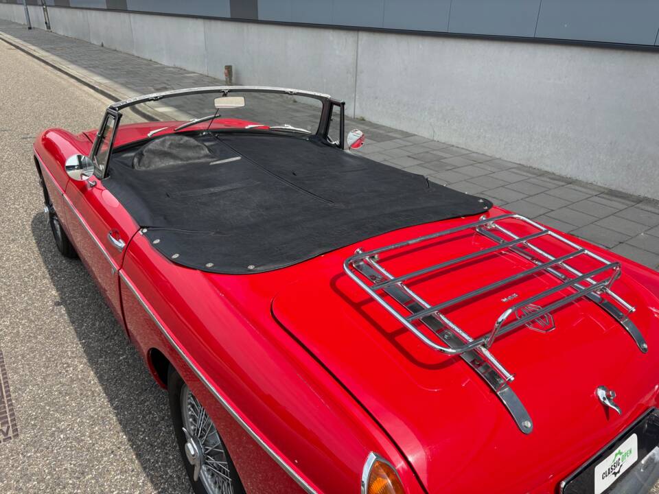 Imagen 21/21 de MG MGB (1964)