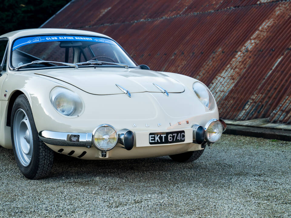 Image 36/39 of Alpine A 110 1100 Berlinette (1965)