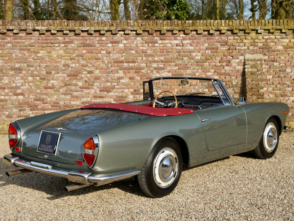 Image 31/50 of Lancia Flaminia GT 2.8 3C Touring (1967)