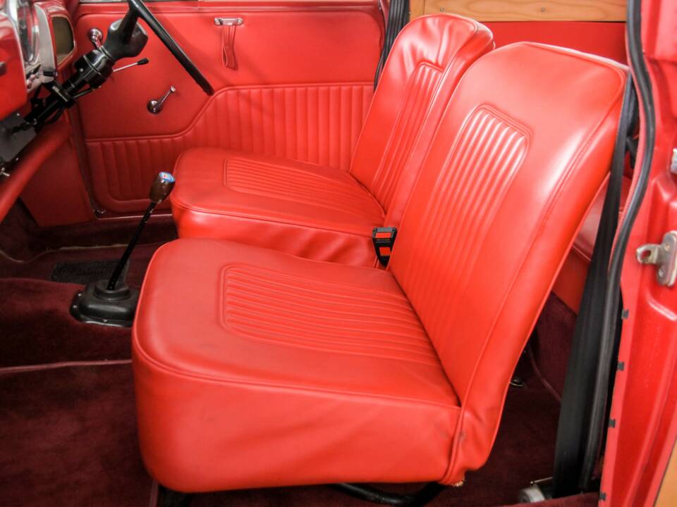 Bild 15/50 von Morris Minor 1000 Traveller (1969)