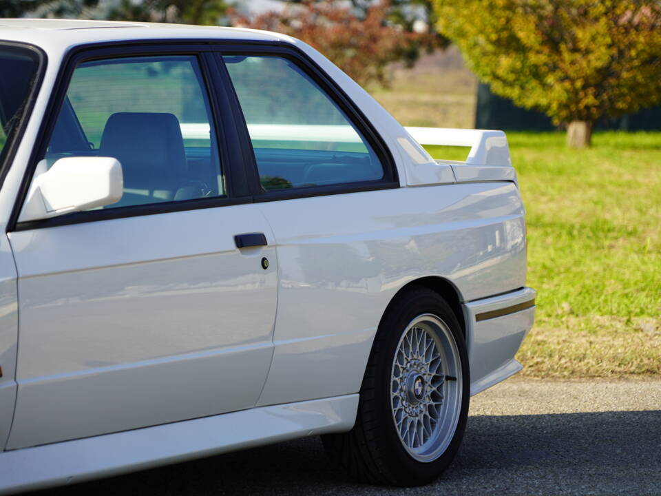 Immagine 18/34 di BMW M3 (1987)