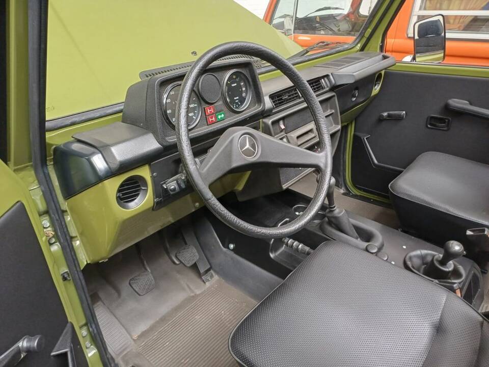 Mercedes-Benz 230 G Cabriolet 4x4 (W 460) grün 1979