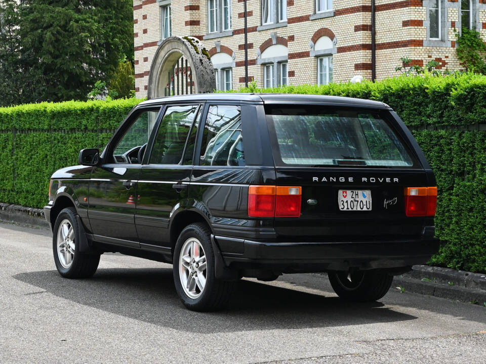 Image 3/25 of Land Rover Range Rover 4.6 HSE (1997)