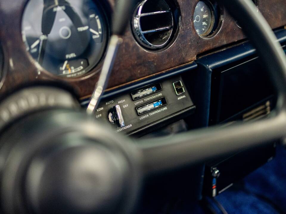 Afbeelding 39/39 van Rolls-Royce Corniche I (1976)