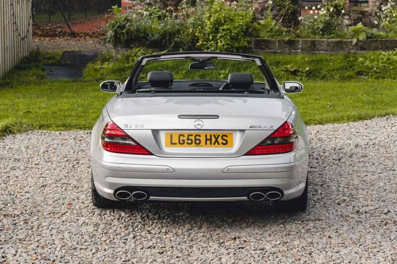 Image 21/50 de Mercedes-Benz SL 55 AMG (2006)