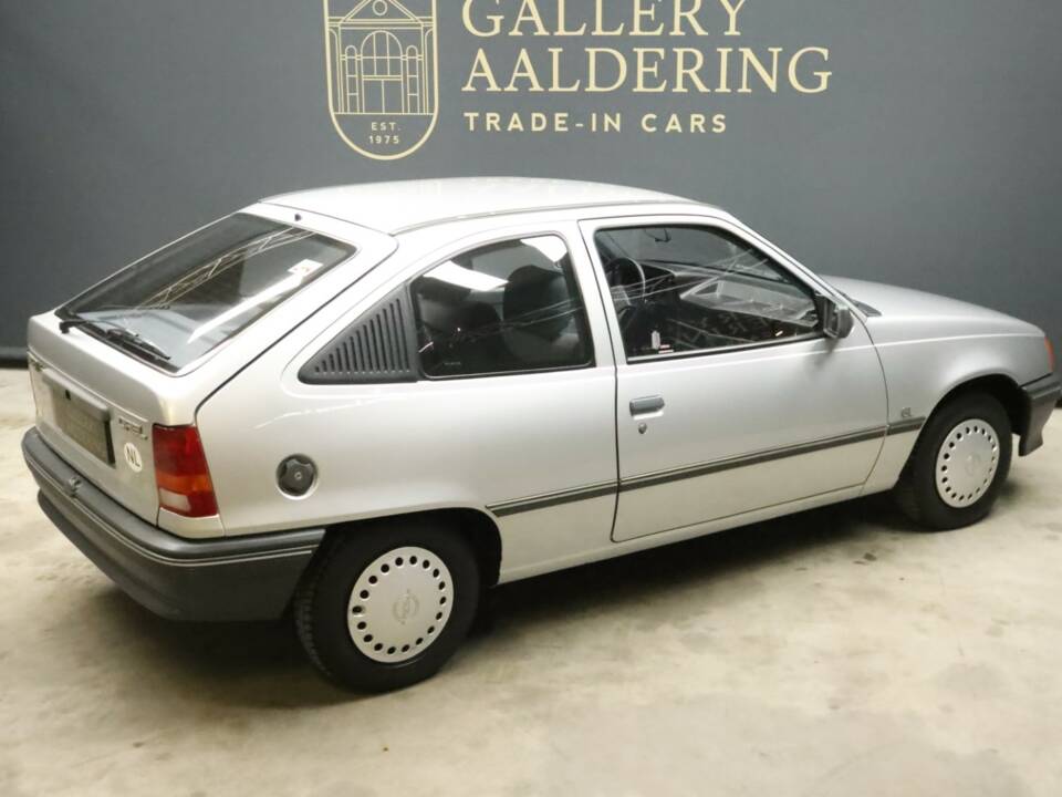 Afbeelding 42/50 van Opel Kadett 2,0i GSi (1988)