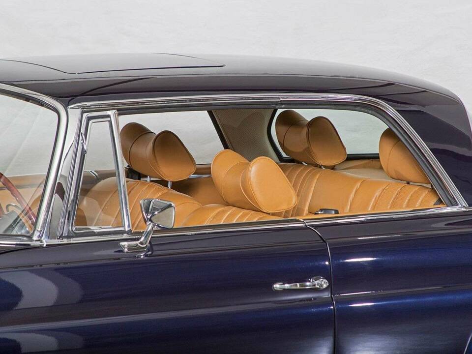 Imagen 12/34 de Mercedes-Benz 280 SE 3,5 (1969)
