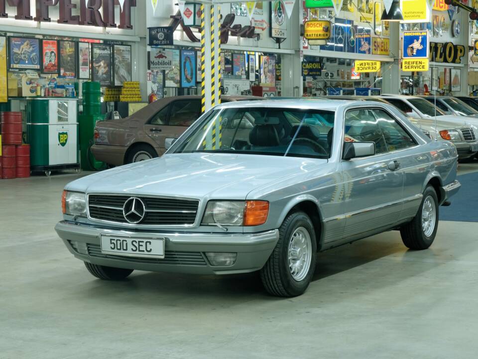 Image 2/50 of Mercedes-Benz 500 SEC (1982)