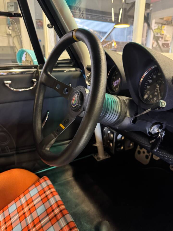 Bild 60/100 von Alfa Romeo 1750 GT Veloce (1968)