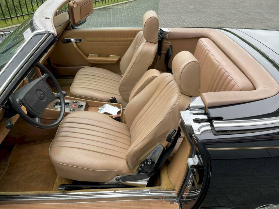 Bild 20/36 von Mercedes-Benz 560 SL (1986)