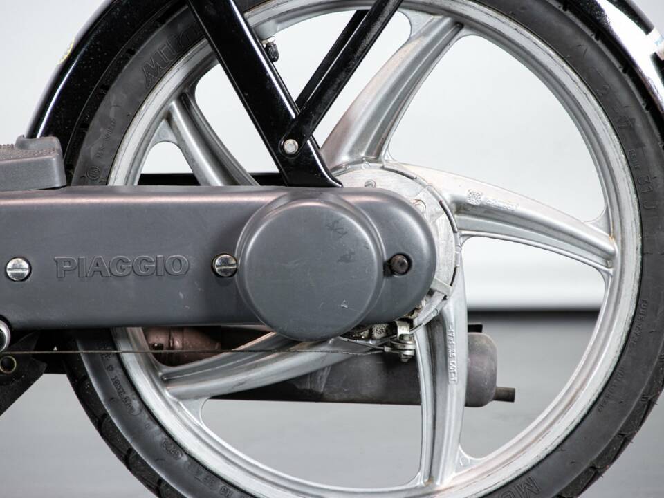 Bild 15/49 von Piaggio DUMMY (2002)
