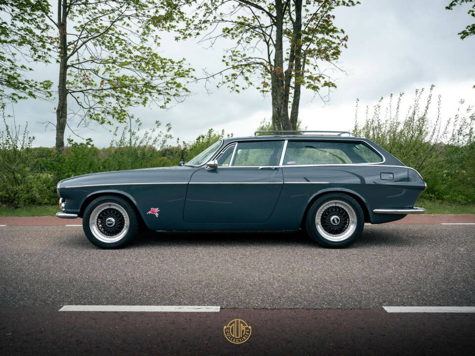 Image 3/47 of Volvo 1800 ES (1972)