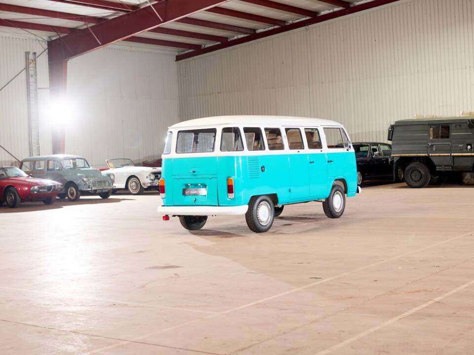 Image 18/39 of Volkswagen T2c Combi (1996)
