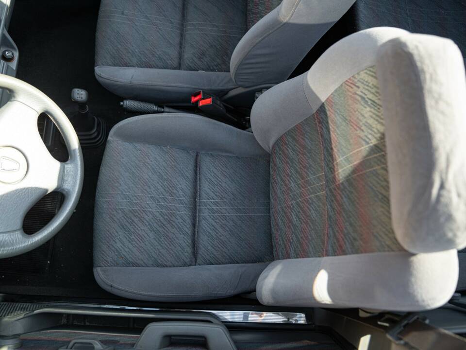 Image 33/50 of Rover 100 Cabriolet (1994)