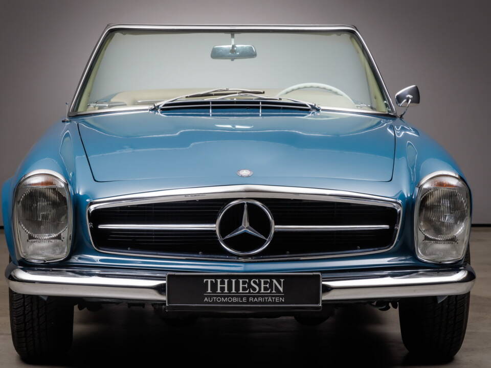 Image 3/38 of Mercedes-Benz 250 SL (1967)