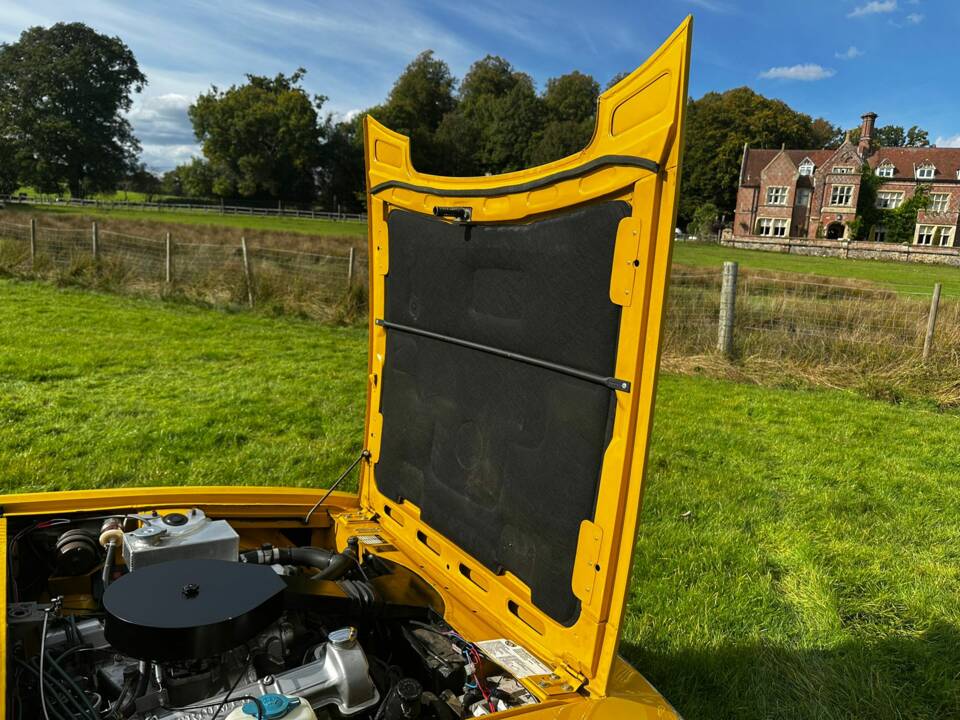 Immagine 42/48 di Triumph Stag (1975)