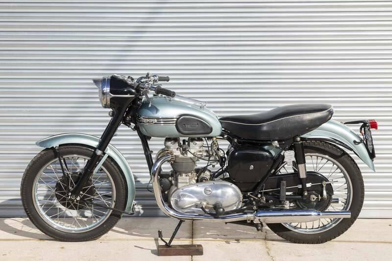 Image 2/46 of Triumph Tiger 100 II (1954)