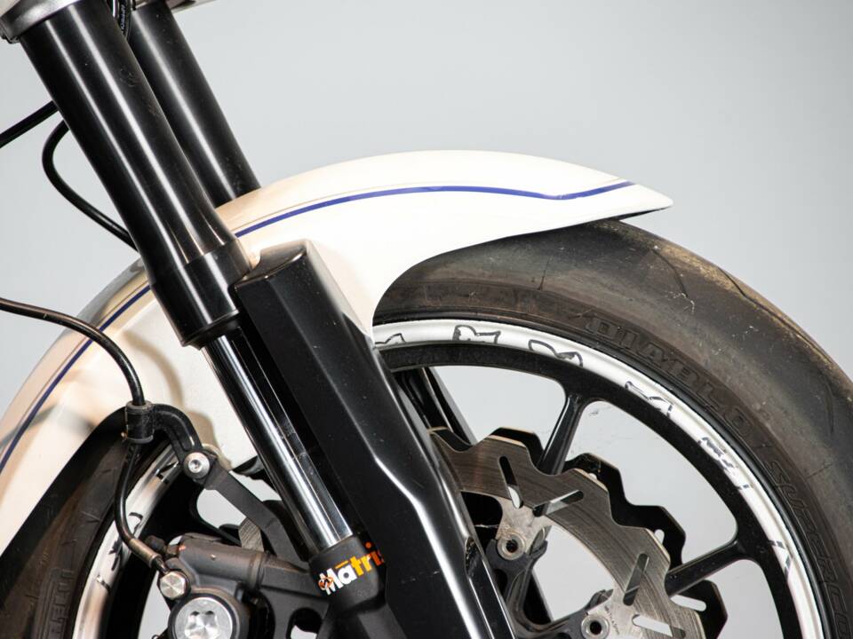 Image 31/50 of Yamaha DUMMY (2007)