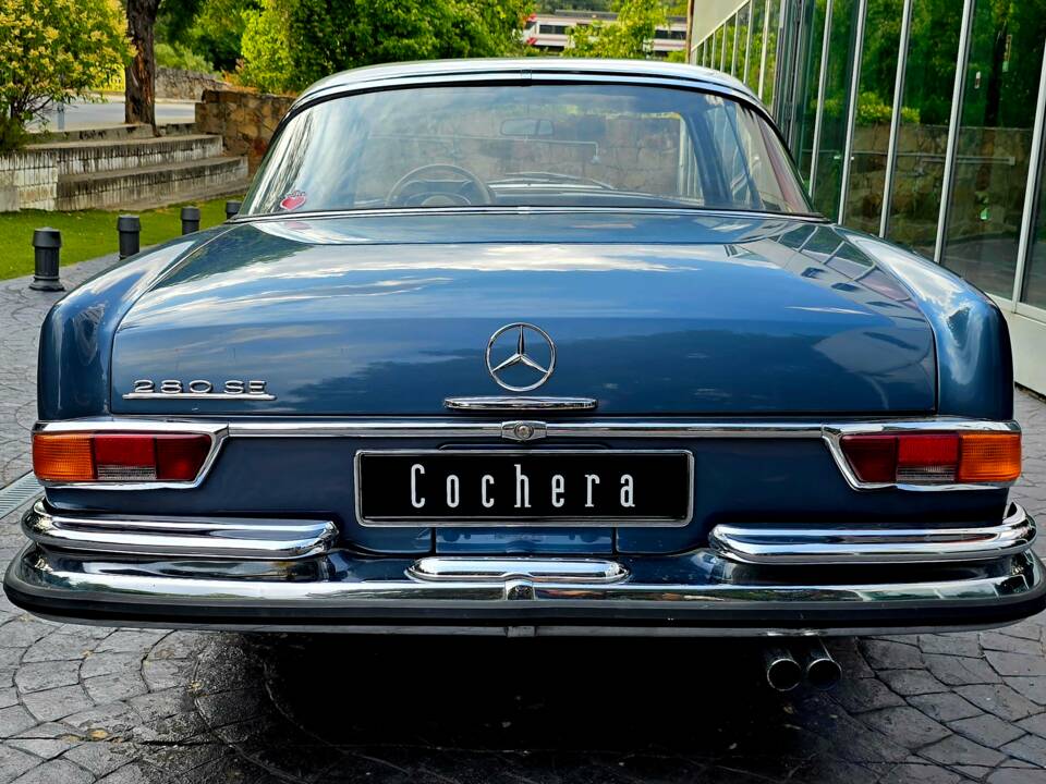 Image 5/34 of Mercedes-Benz 280 SE (1970)