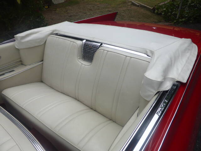Image 6/9 de Cadillac 62 Convertible (1962)