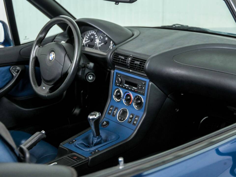 Bild 33/50 von BMW Z3 1.9i (2000)