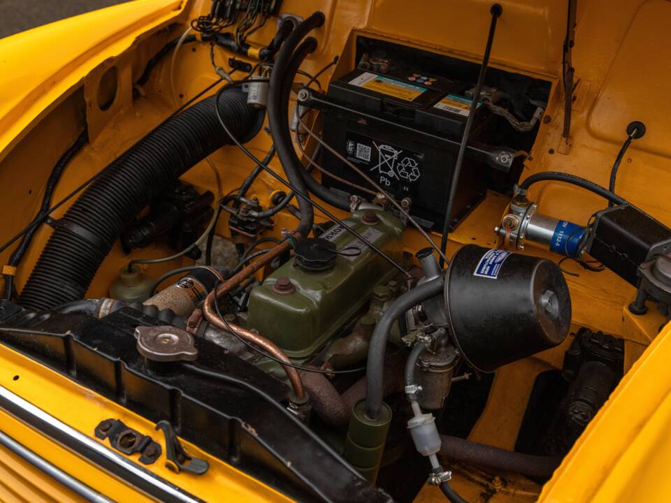 Image 5/50 of Morris Minor Van (1971)